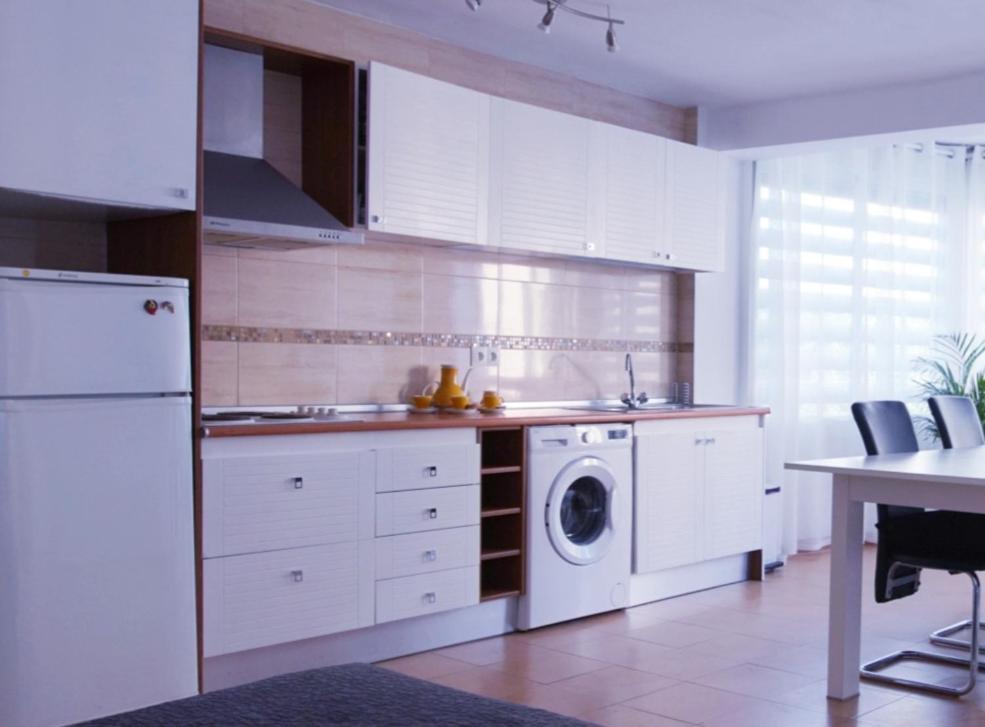 Apartamento La Carihuela Торемолинос Екстериор снимка