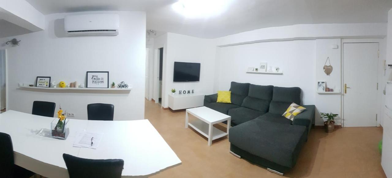 Apartamento La Carihuela Торемолинос Екстериор снимка